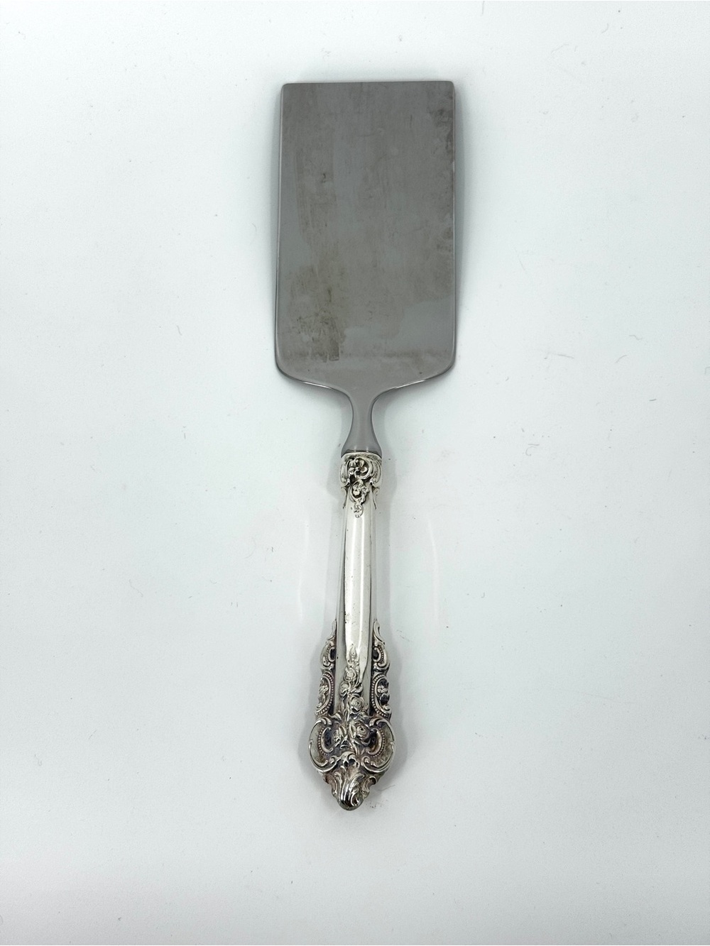 Antique lasagna server Grande Baroque Wallace Silversmiths